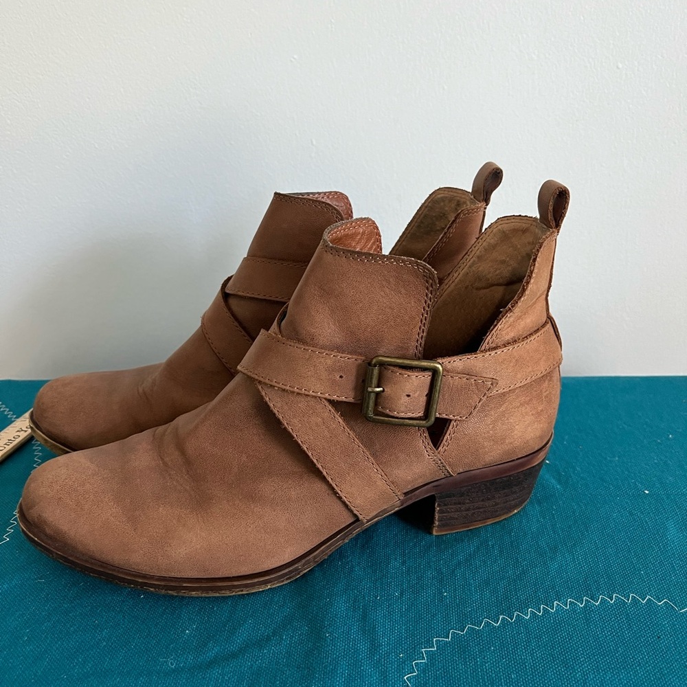 Lucky Brand Ankle Boot